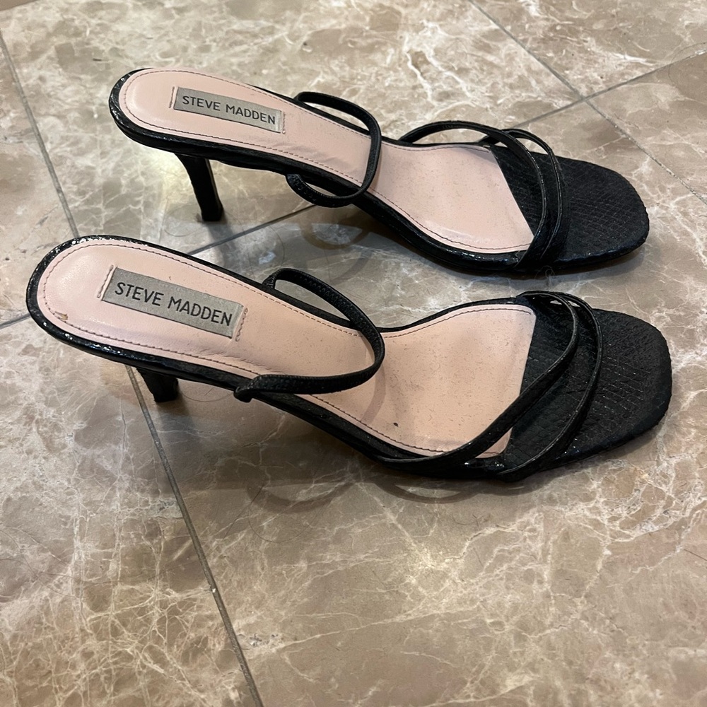 Steve Madden Black Classic Heels